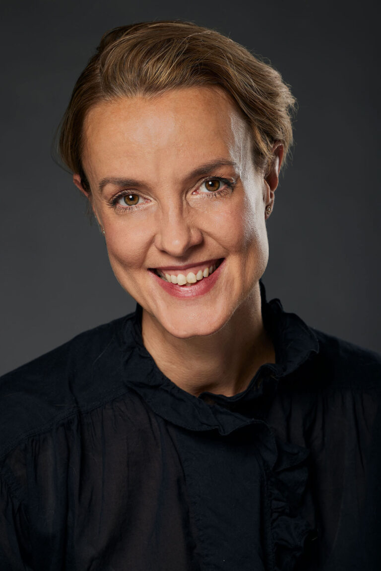Professionell porträttfoto, headshots, och pressbilder i Stockholm - Konterfej